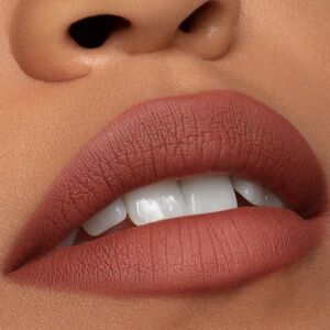 “PRALINE” Jaclyn Cosmetics Poutspoken Lip Liner